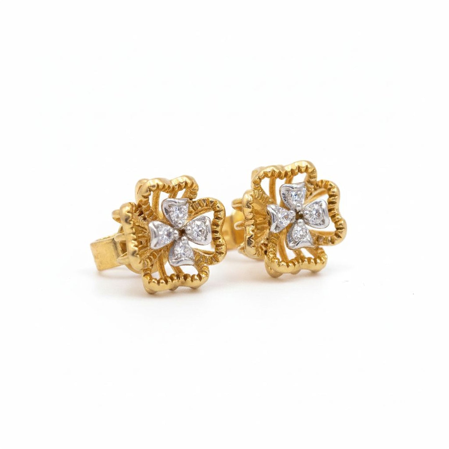 Elegant 925 Silver Earrings with Diamond💎 Sparkle Classic Women’s Jewelry, Timeless Design, Ideal for Gifts, Daily Wear & Special Events